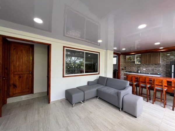 Imagen de WhatsApp 2024-11-05 a las 21.39.43_d202ae3d